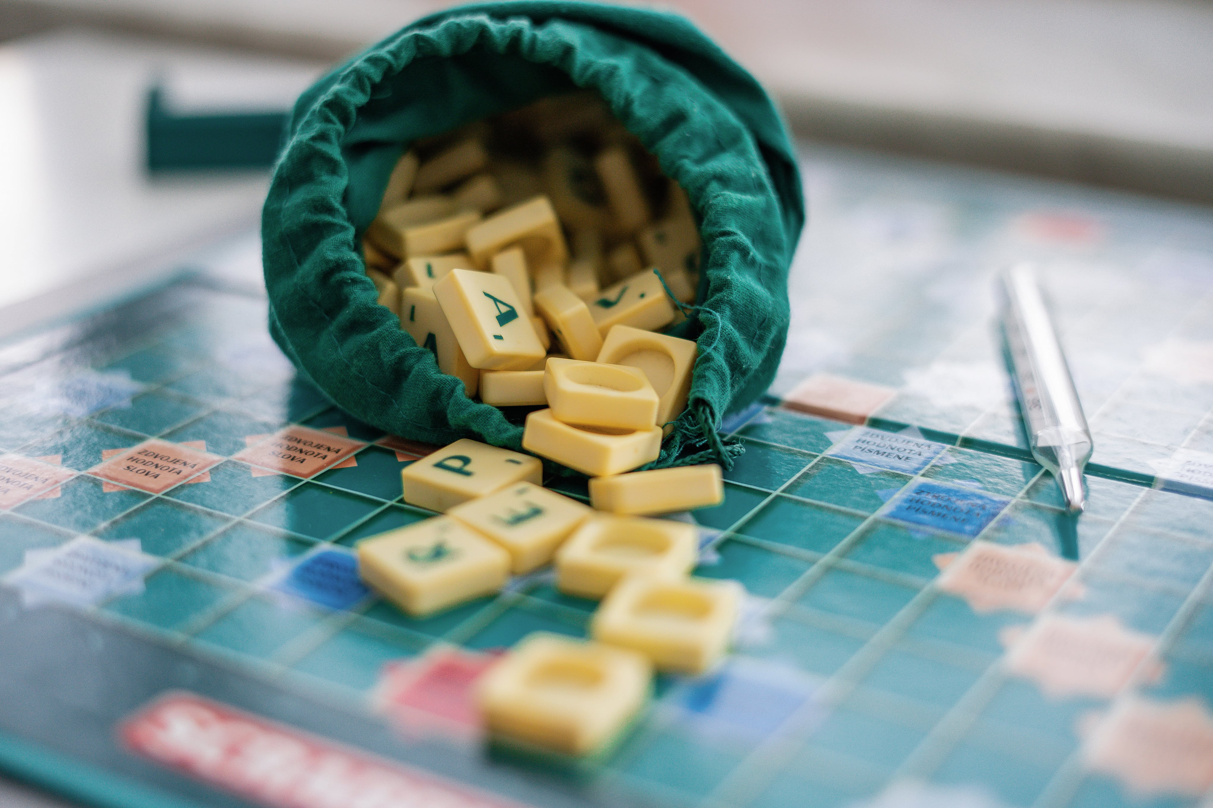 Reasons to Play Wordscapes with your Friends & Family this Holiday Season